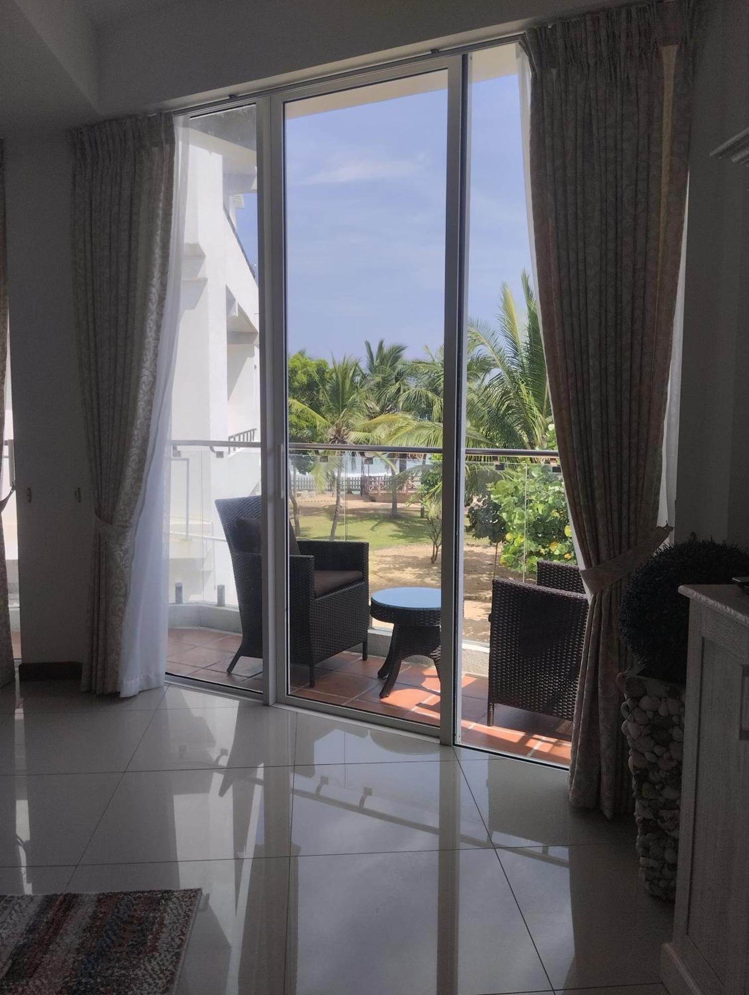 Beach Bliss Trincomalee Exterior photo